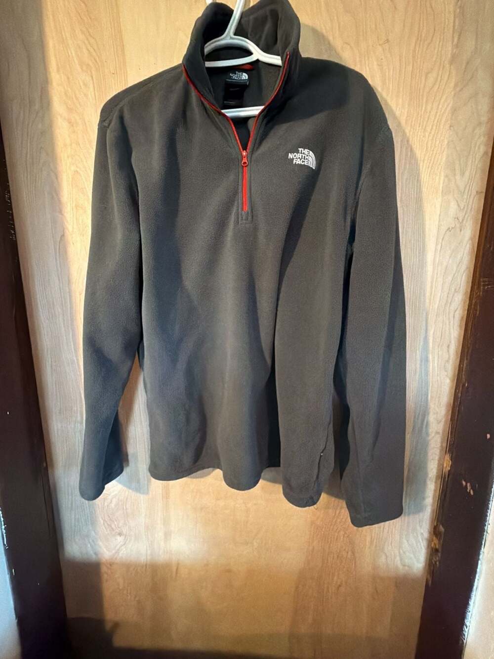 The North Face Fleece 1/4 Zip Pullover Size M Gray Red